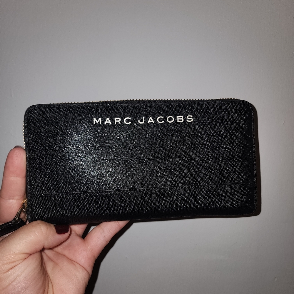 Marc jacobs wallet